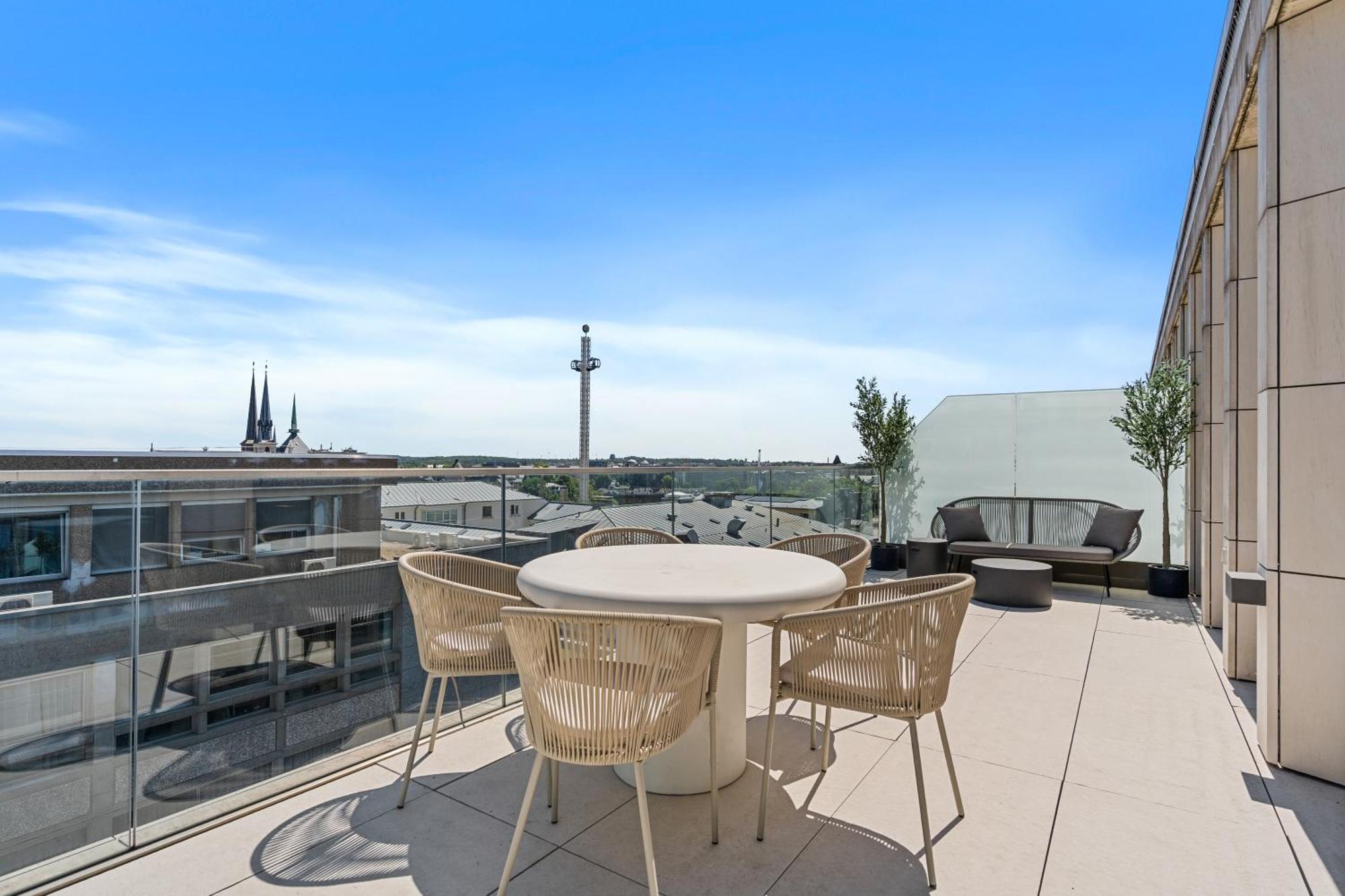 Voya Residence Zenit Royal - Luxury Apart Hotel Rooftop Views & Concierge Luxemburg Exterior foto